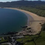 4 Bedroom House By Travel Lets Homes With Sea View Holiday home *