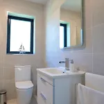 4 Bedroom House By Travel Lets Homes With Sea View * Portsalon