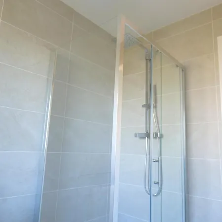 Semesterbostad Sandhouse Bay